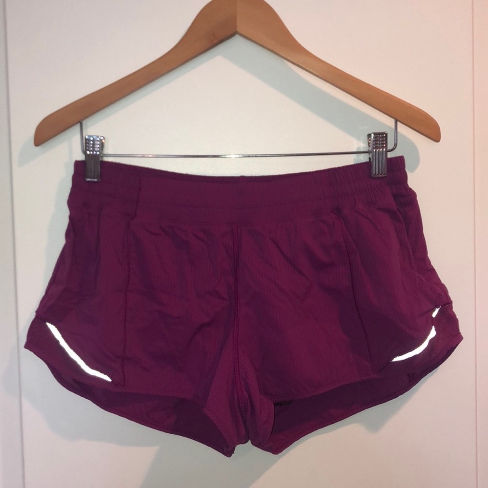 Lulu lemon hotty hot short 2.5” purple - Size 10
